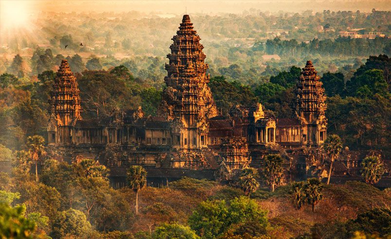 Amazing Angkor Thom temple