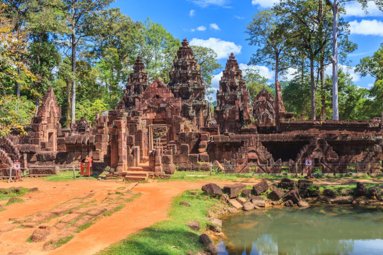 banteay-srei-angkor