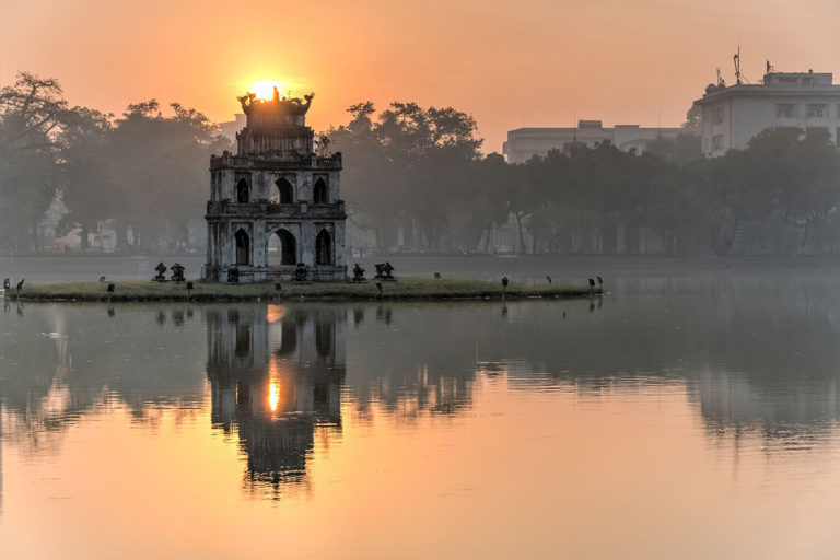 hanoi-hoankiem-lake-sunset-vietnam