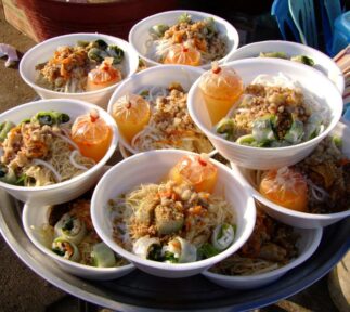 cambodia-khmer-noodles