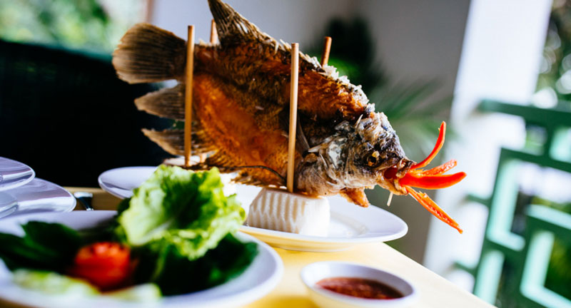grilled-ear-fish-mekong-delta-by-vietnam-timeless-charm